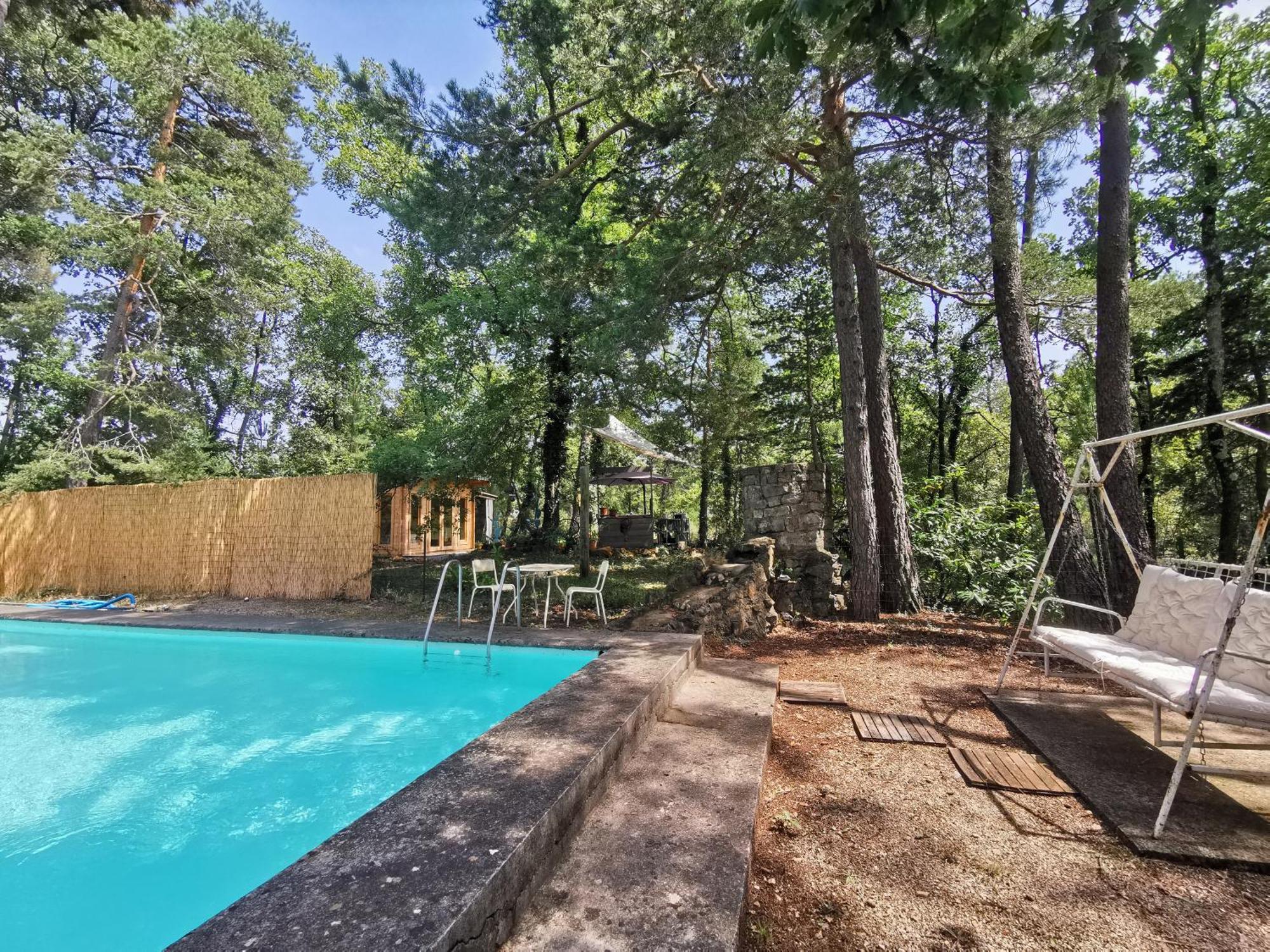 Cabanon Dans Un Ecrin De Verdure Callian  Extérieur photo